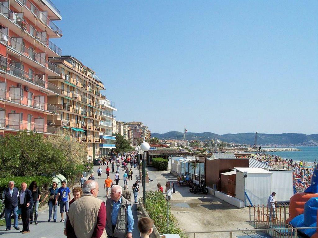 Buona Vacanza Apartman Borghetto Santo Spirito Kültér fotó